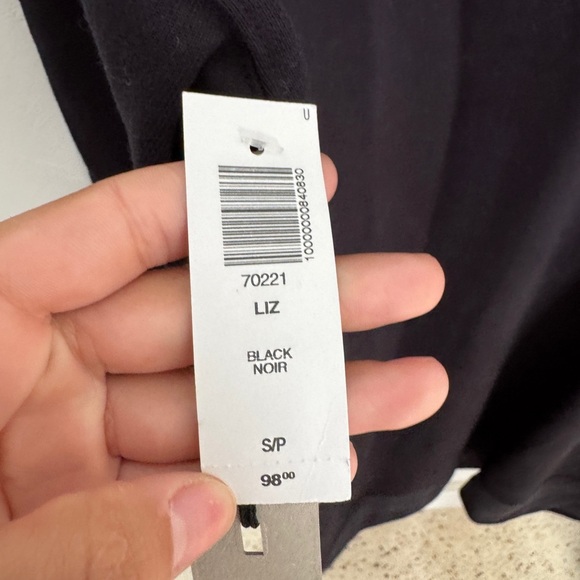 NWT Aritizia The Group by Babaton Perfect Hoodie Dress Tunic in Black Size S - Picture 3 of 4